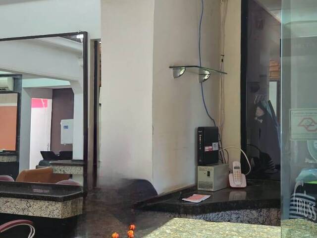 Salão Comercial para Venda em Bauru - 4